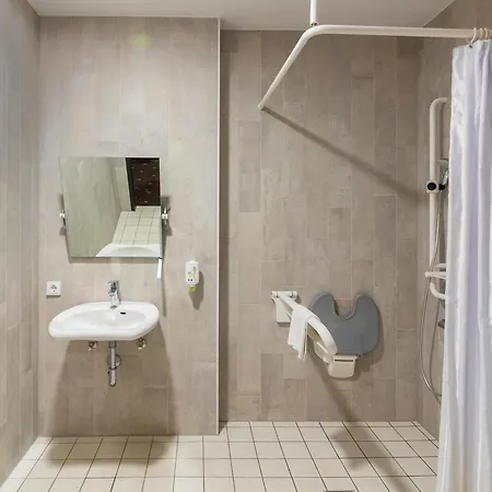 Отель B&B Hotel Moenchengladbach