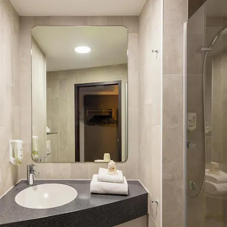 B&B Hotel Moenchengladbach 3*