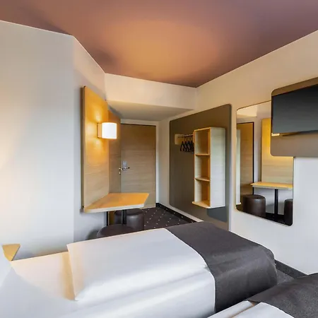 Hotel B&B Hotel Moenchengladbach 3*